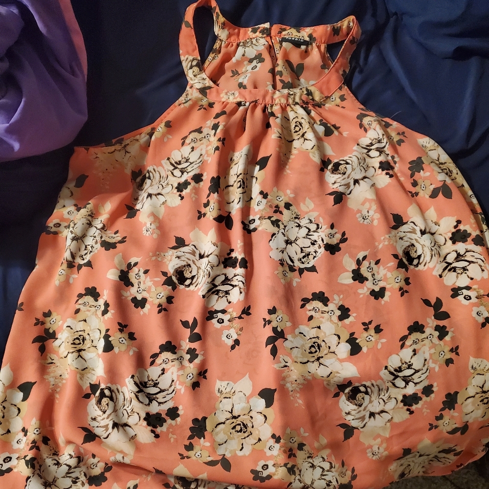 Coral cute top torrid size 3